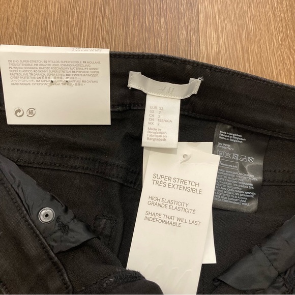 H&M Black Star Patterned Women’s Skinny Jeans Super Stretch NWT Size 2 - Picture 9 of 13